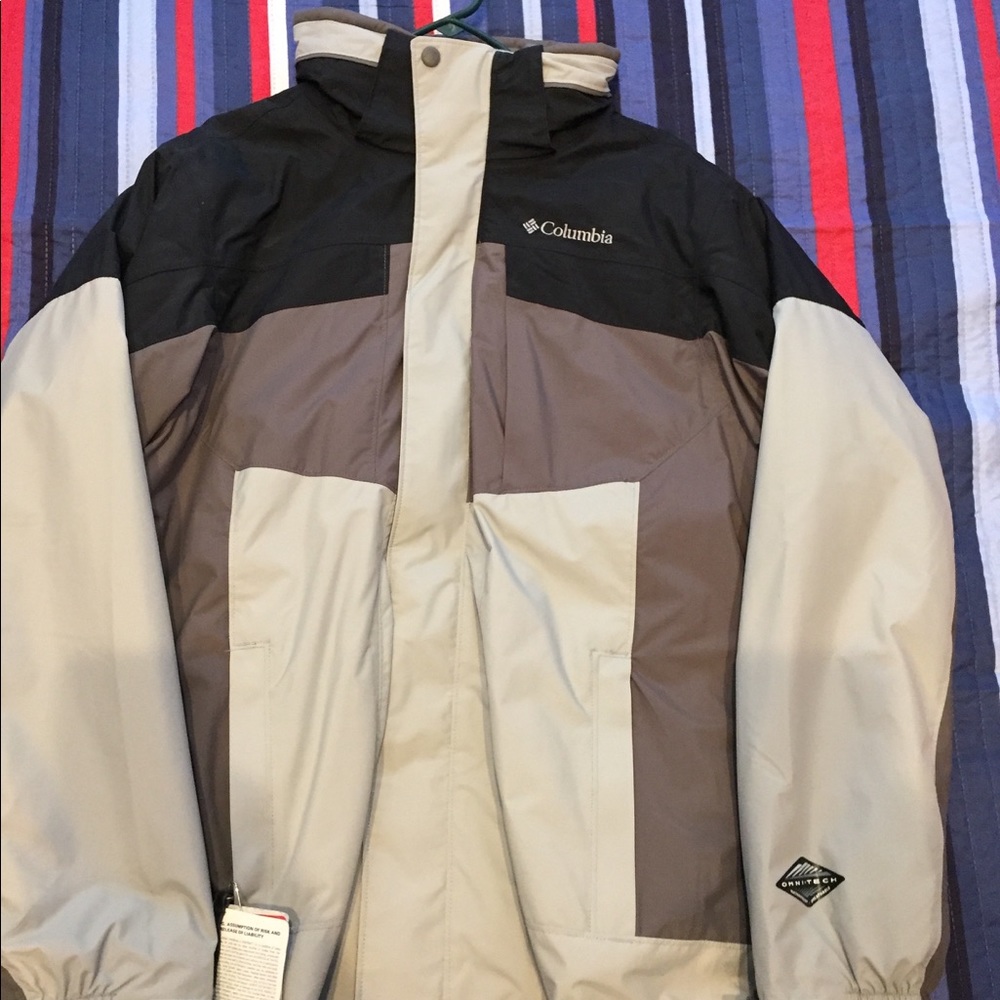 Gray Columbia Men’s Ski Jacket